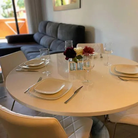 Modern 2 Bed With Com Pool Vm31 Οριουέλα